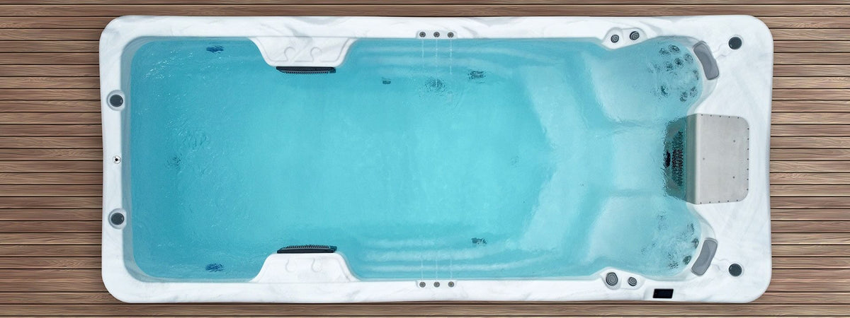 Lifestyle: Wellis Amazonas W-Flow Swim Spa in Benutzung, Motiv 2
