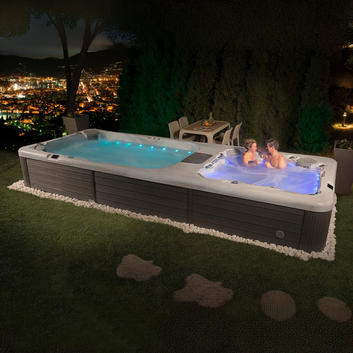 Lifestyle: Wellis Rio Grande W-Flow Swim Spa in Benutzung, Motiv 3