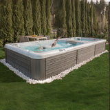 Lifestyle: Wellis Rio Grande W-Flow Swim Spa in Benutzung, Motiv 2
