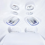 Lifestyle: Wellis Atlas Life Essential Whirlpool in Benutzung, Motiv 1