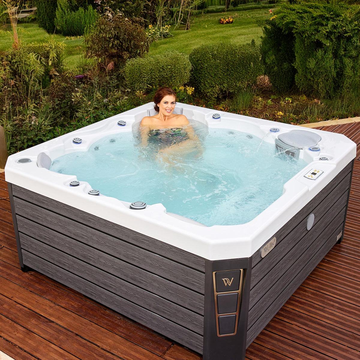 Lifestyle: Wellis Prague Life Whirlpool in Benutzung, Motiv 3