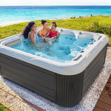Lifestyle: Wellis Venus Whirlpool in Benutzung, Motiv 1