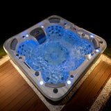 Lifestyle: Wellis Vienna Life Whirlpool in Benutzung, Motiv 2