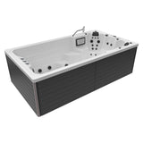 Lifestyle: Wellis Elba Swim Spa in Benutzung, Motiv 2