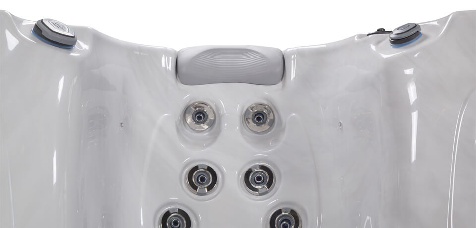 Lifestyle: Wellis Palermo Life Whirlpool in Benutzung, Motiv 8